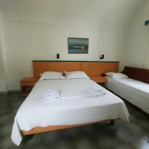 Romani Guest house *