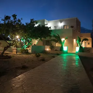 Kamara Santorini Villa *