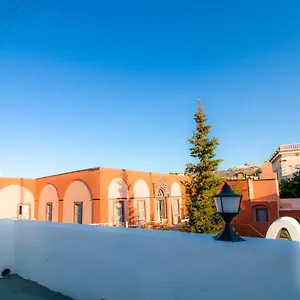 Tritiani Traditional Holiday home *
