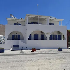 Nefeli * Perissa (Santorini)