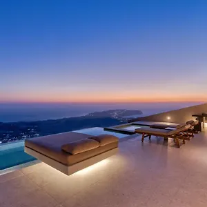 Santorini Sky, Luxury Villa